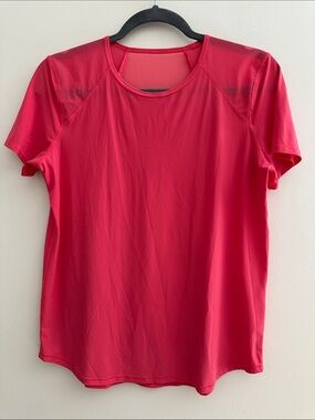 Women’s Lululemon Sculpt Short Sleeve Shirt Size 8 ? No Tag ( 19” Pit To Pit )